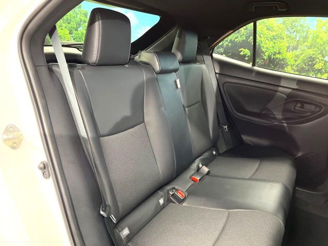 TOYOTA YARIS CROSS HYBRID 2025