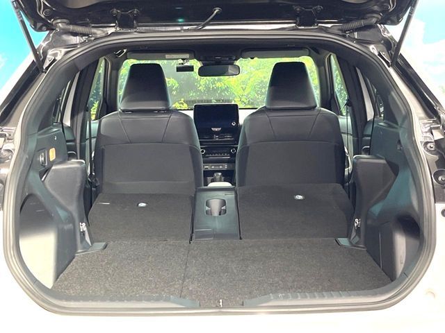 TOYOTA YARIS CROSS HYBRID 2025