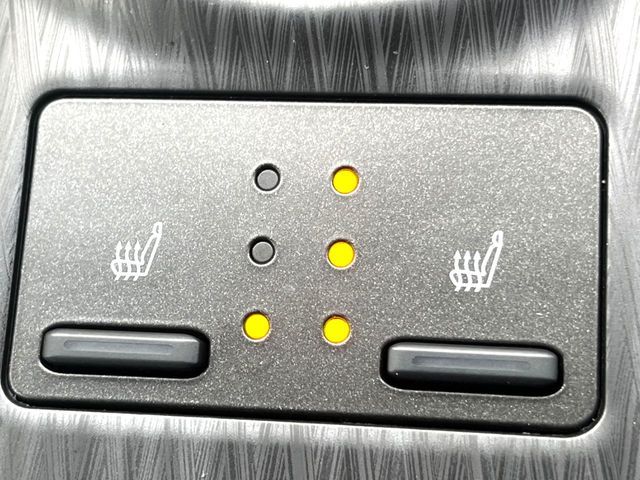 TOYOTA CAMRY HYBRID 2022