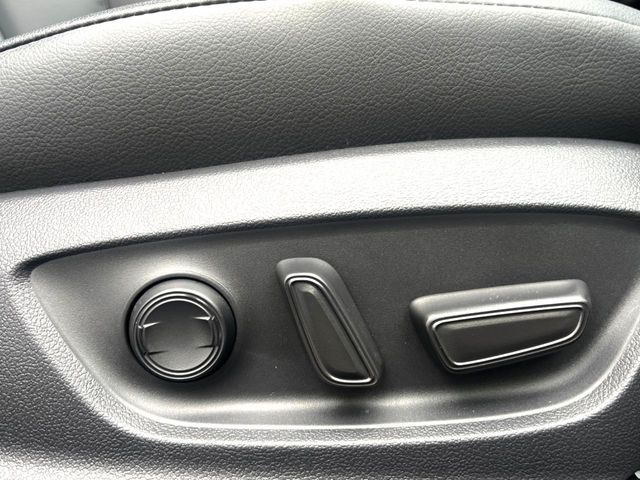 TOYOTA CAMRY HYBRID 2022