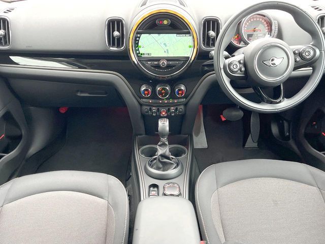 BMW BMW MINI COOPER D CROSSOVER 2017