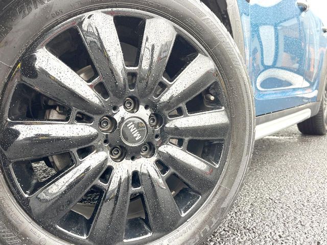 BMW BMW MINI COOPER D CROSSOVER 2017