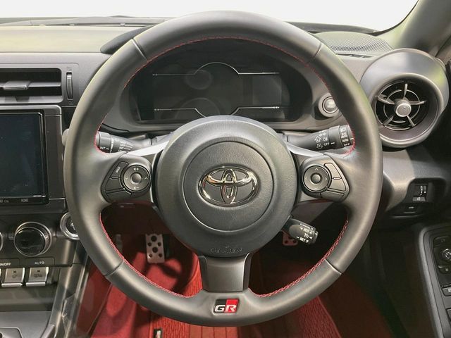 TOYOTA GR86 2022