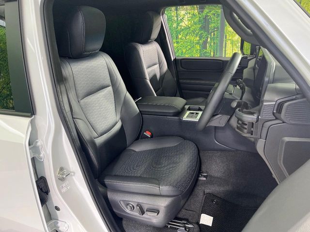 TOYOTA LANDCRUISER 250 2024