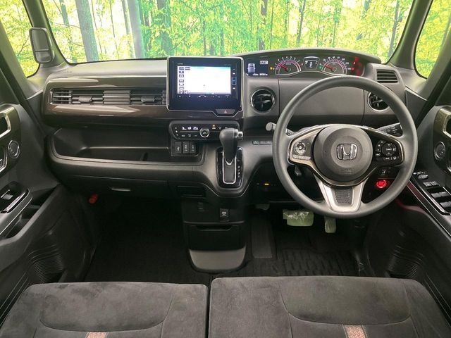 HONDA N BOX CUSTOM 2018