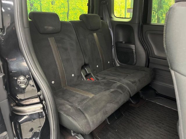 HONDA N BOX CUSTOM 2018