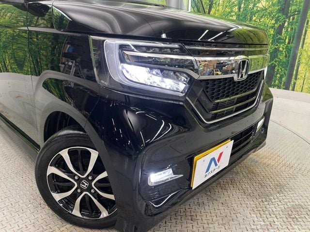 HONDA N BOX CUSTOM 2018