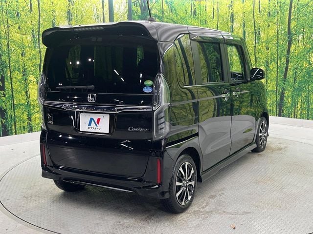 HONDA N BOX CUSTOM 2018