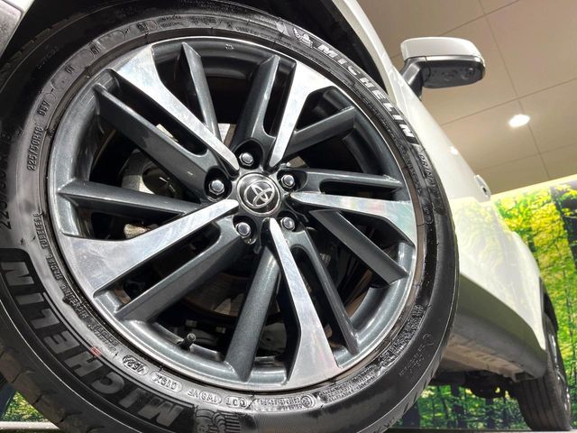 TOYOTA COROLLA CROSS HYBRID 2025