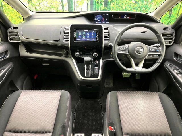 NISSAN SERENA  S-HYBRID 2017