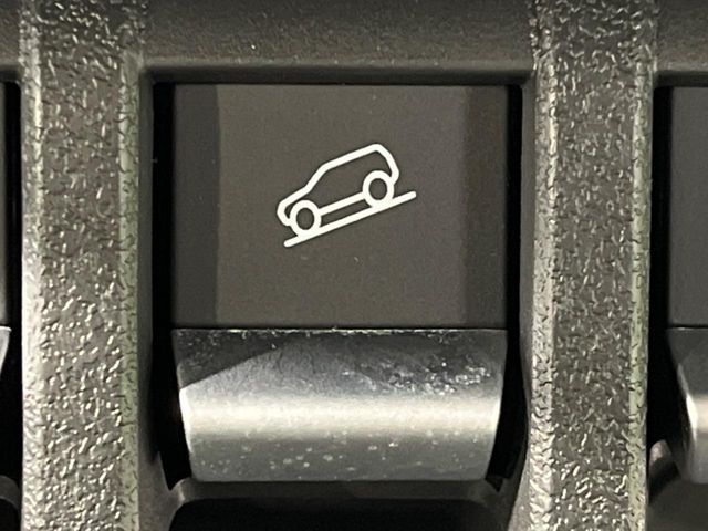 SUZUKI JIMNY NOMADE 2025