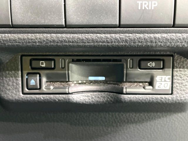 TOYOTA COROLLA SPORT HYBRID 2025