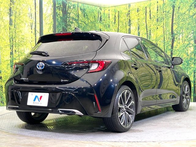 TOYOTA COROLLA SPORT HYBRID 2025