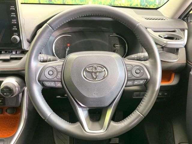 TOYOTA RAV4 4WD 2021