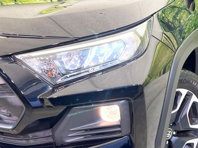 TOYOTA RAV4 4WD 2021