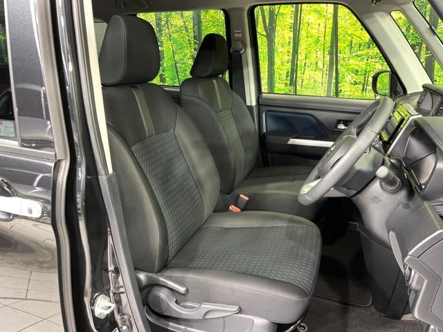 TOYOTA ROOMY 4WD 2024