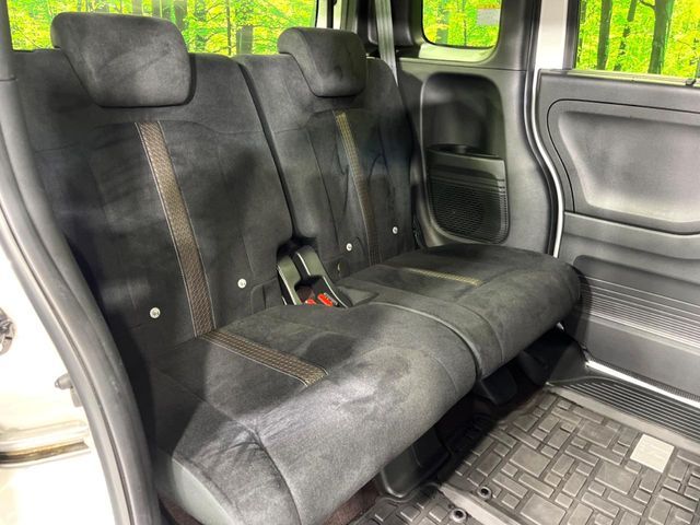 HONDA N BOX CUSTOM 4WD 2019