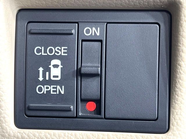 HONDA N BOX 4WD 2018