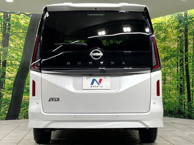 NISSAN SERENA  WG 4WD 2023