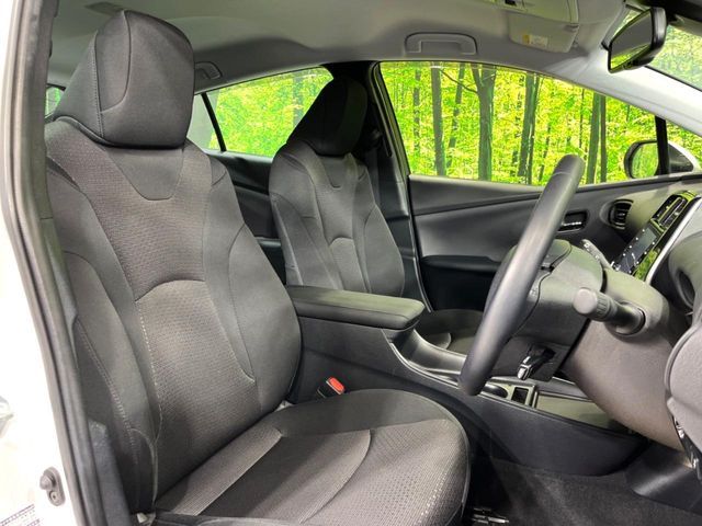 TOYOTA PRIUS 4WD 2022