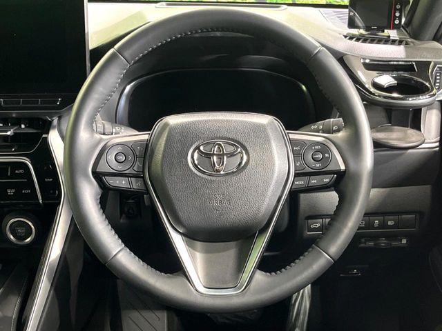 TOYOTA HARRIER 4WD 2023