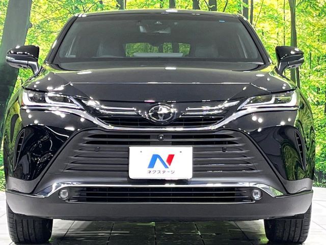 TOYOTA HARRIER 4WD 2023