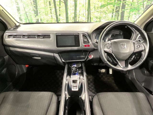 HONDA VEZEL HYBRID 4WD 2015