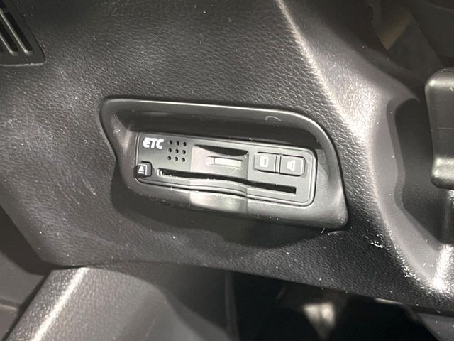 HONDA VEZEL HYBRID 4WD 2015