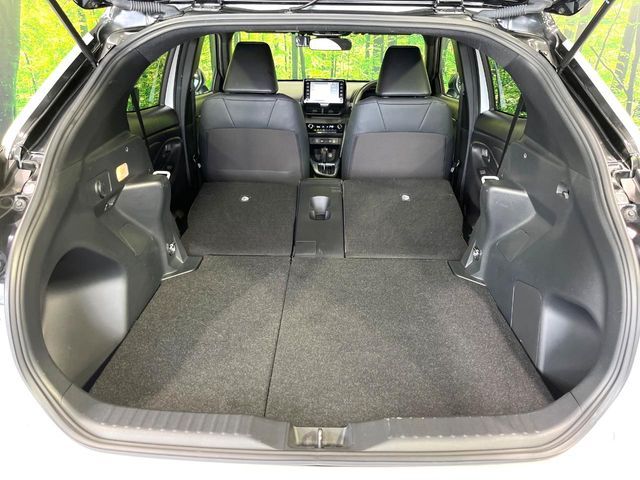 TOYOTA YARIS CROSS HYBRID 2023