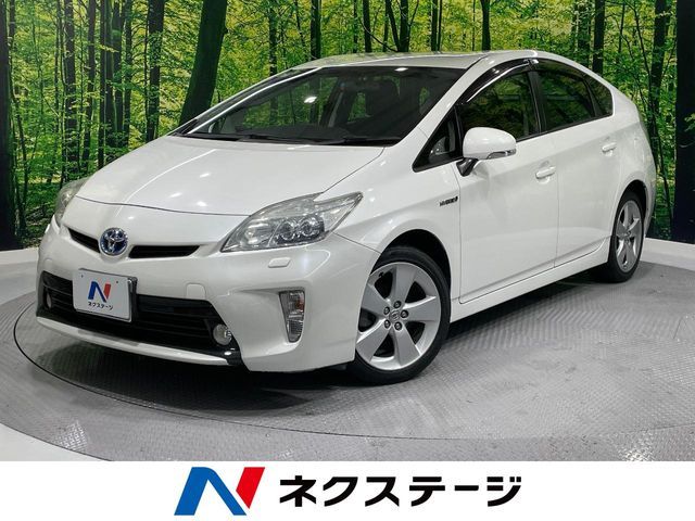 TOYOTA PRIUS 2013