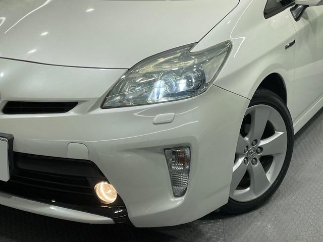 TOYOTA PRIUS 2013