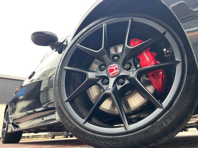 HONDA CIVIC hatchback 2025