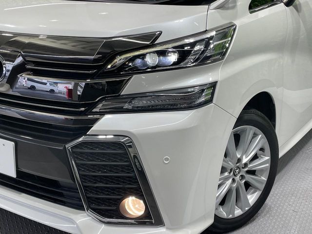 TOYOTA VELLFIRE 2015