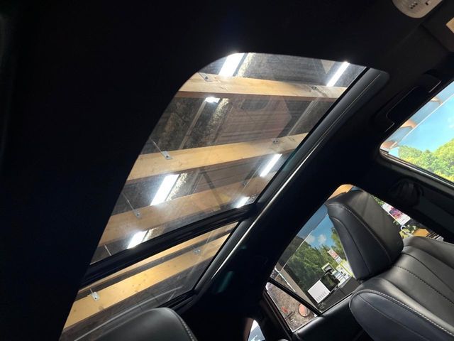 TOYOTA HARRIER 2WD 2017