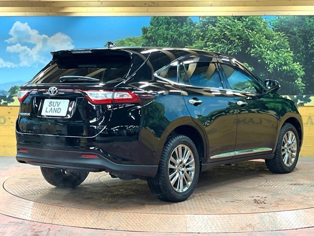 TOYOTA HARRIER 2WD 2017