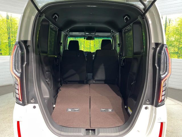 HONDA N BOX CUSTOM 2019