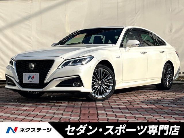 TOYOTA CROWN sedan hybrid 4WD 2018