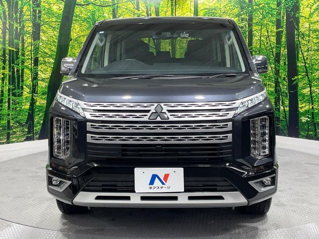 MITSUBISHI DELICA D:5 4WD 2024