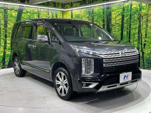 MITSUBISHI DELICA D:5 4WD 2024