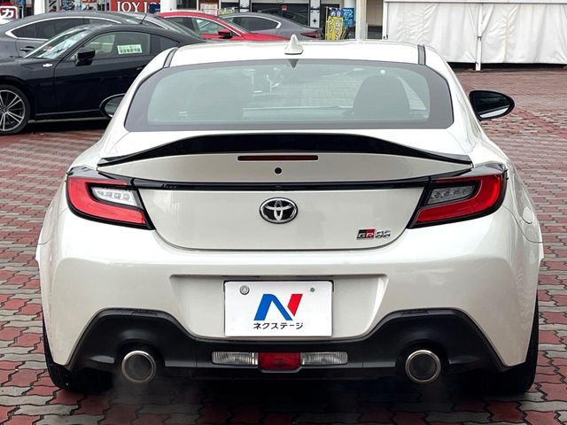 TOYOTA GR86 2022