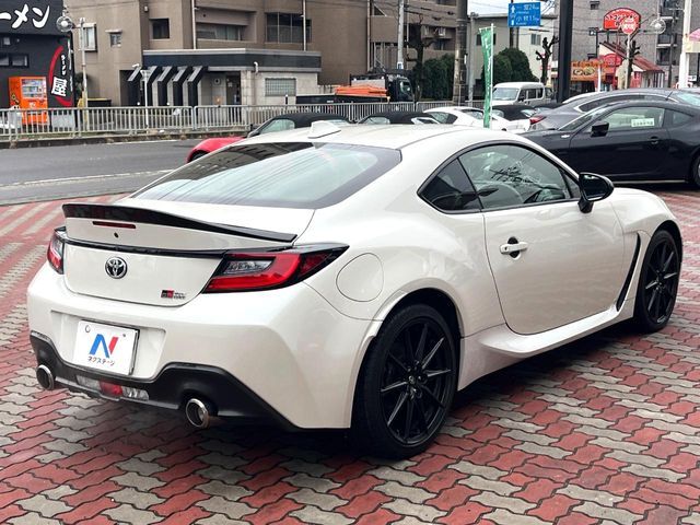 TOYOTA GR86 2022