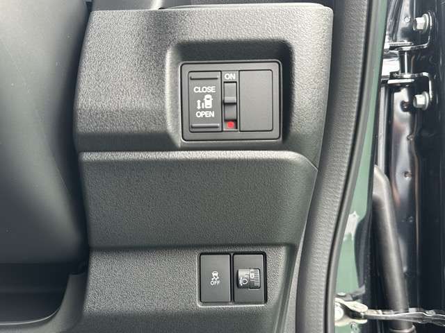 HONDA N BOX CUSTOM 2025