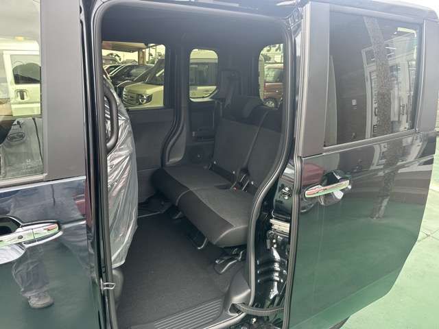 HONDA N BOX CUSTOM 2025