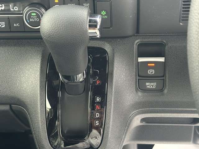 HONDA N BOX CUSTOM 2025