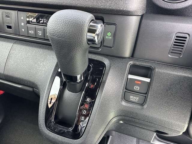 HONDA N BOX CUSTOM 2025