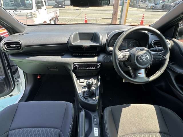 TOYOTA GR YARIS 2023