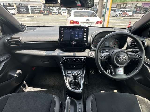 TOYOTA GR YARIS 2022