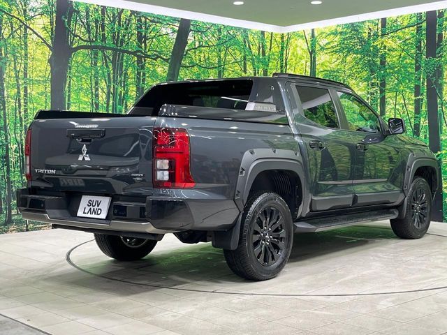 MITSUBISHI TRITON 2024