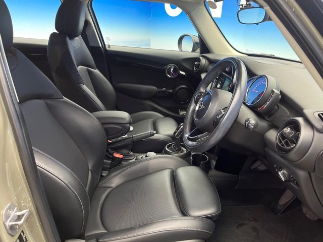 BMW MINI COOPER 5DOOR 2018