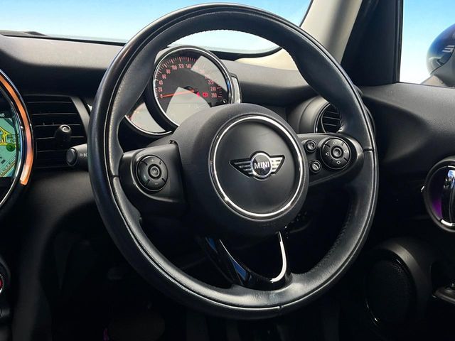 BMW MINI COOPER 5DOOR 2018